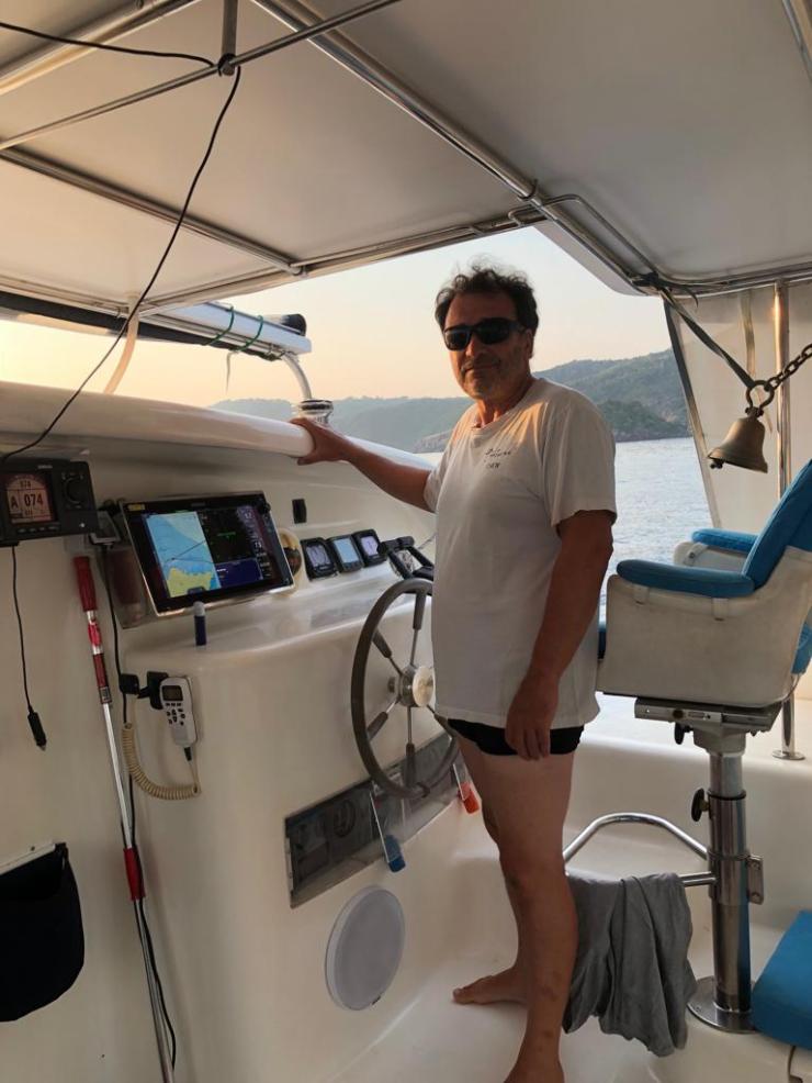 05E3A5FC-D249-42E1-BB04-F0BA43C545CC