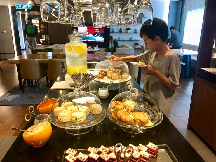 0F4E0463-2EAF-422A-BC33-DF5F50E103AD